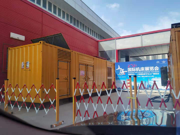 兴海发电车出租-发电机无电压或电压太低怎么办？