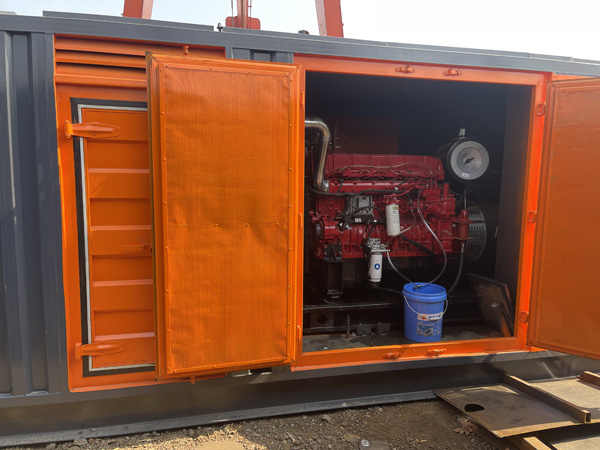 兴海哪些因素会影响 200KW 柴油发电机的燃油消耗率？